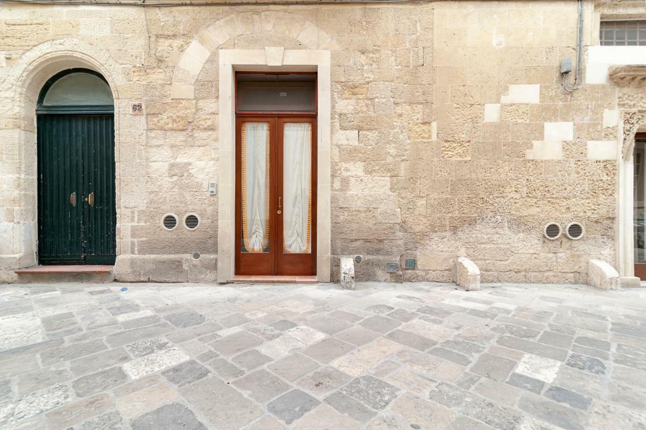 Apartament Dimora Dei Baroni Lecce Zewnętrze zdjęcie